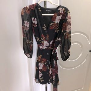 Dynamite size medium front tie dress - siz…